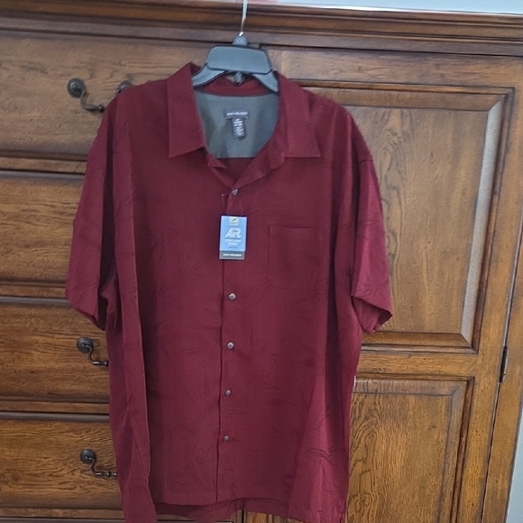 Burgundy Men's Shirt - Picture 1 of 4